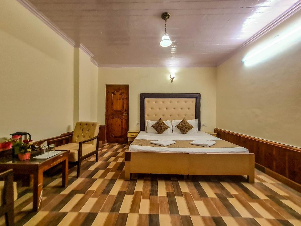 Hotel Pine Grove-Mall Road Манали Экстерьер фото